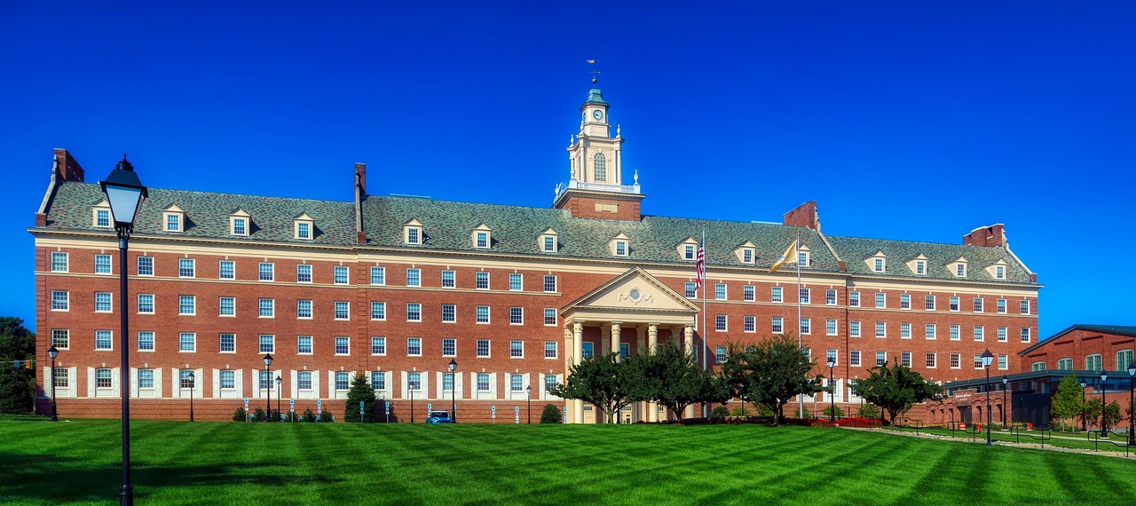 华中科技大学生命科学学院：探索科学前沿，培养顶尖人才
